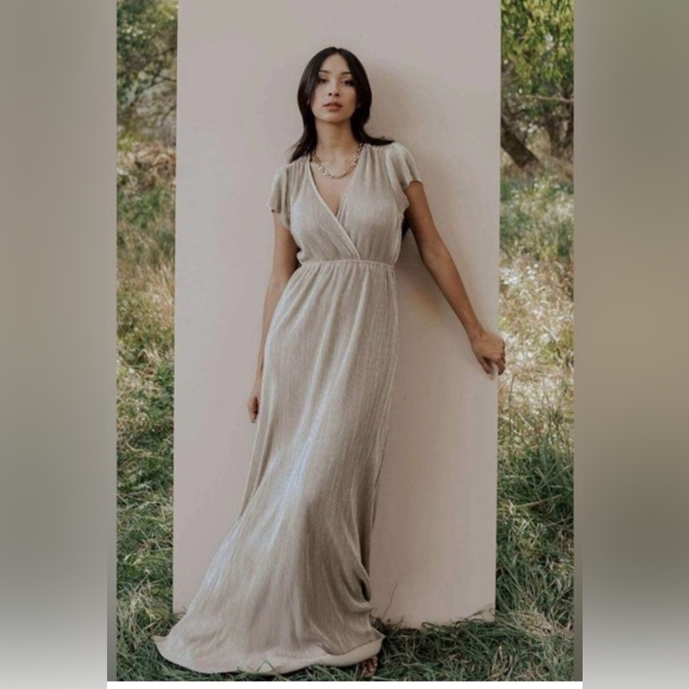 Baltic Born Athena Champagne Silver Metallic Long V Neck Faux
Wrap size Small